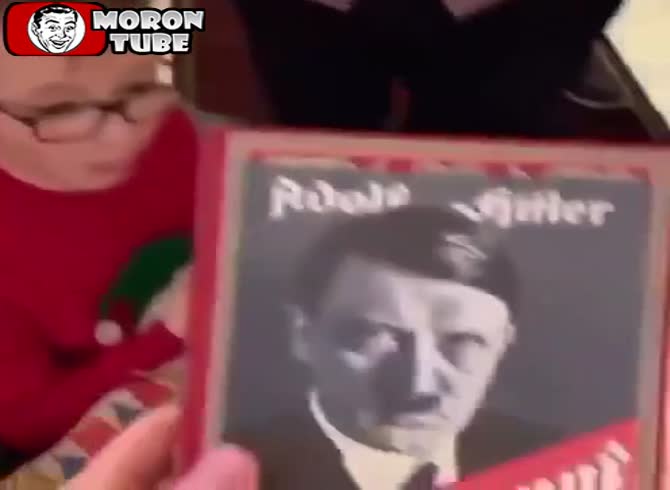 Video :His grandfather gives Mein Kampf to his grandson, who wants Minecraft